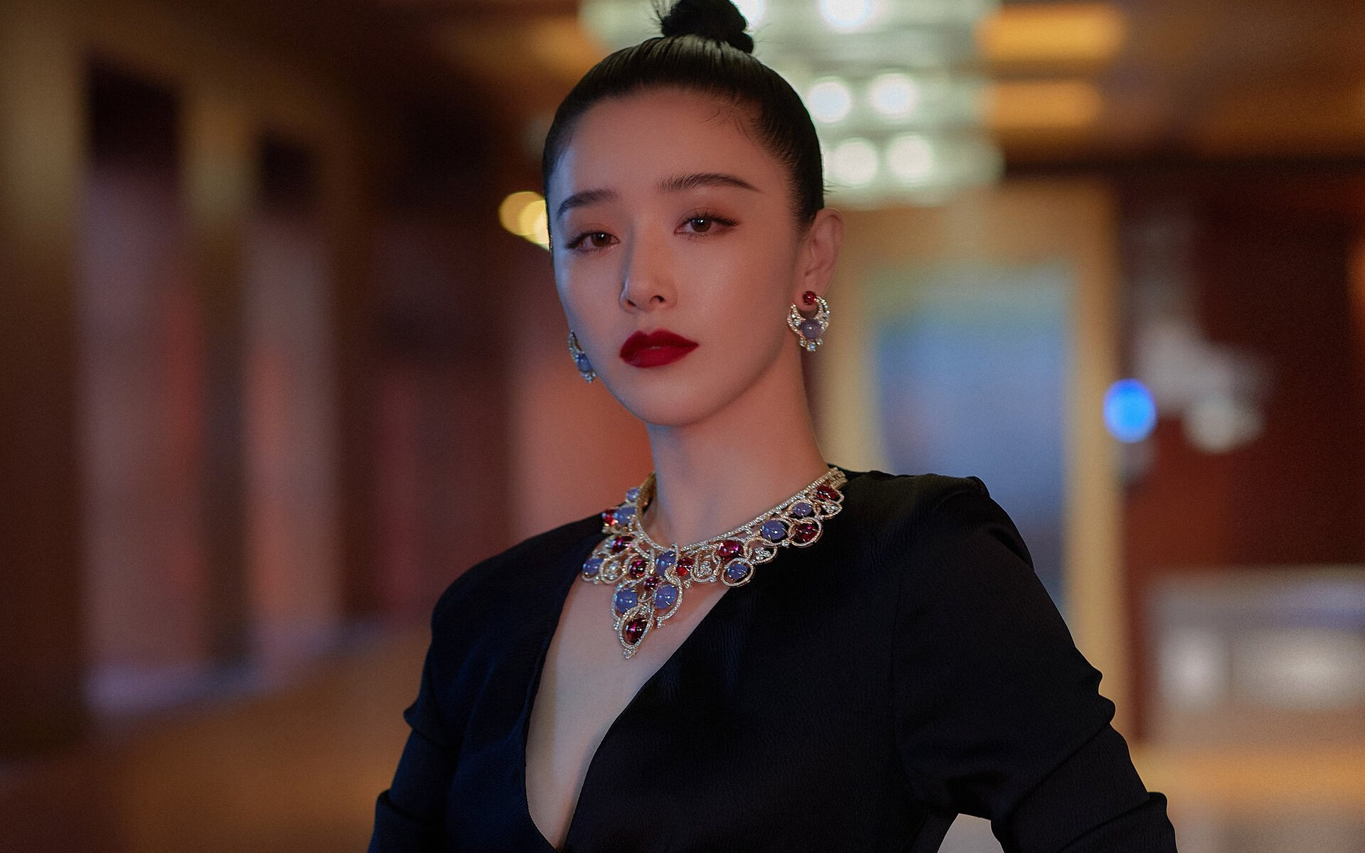 搏击台上竞技精神引发热议，搏击现场